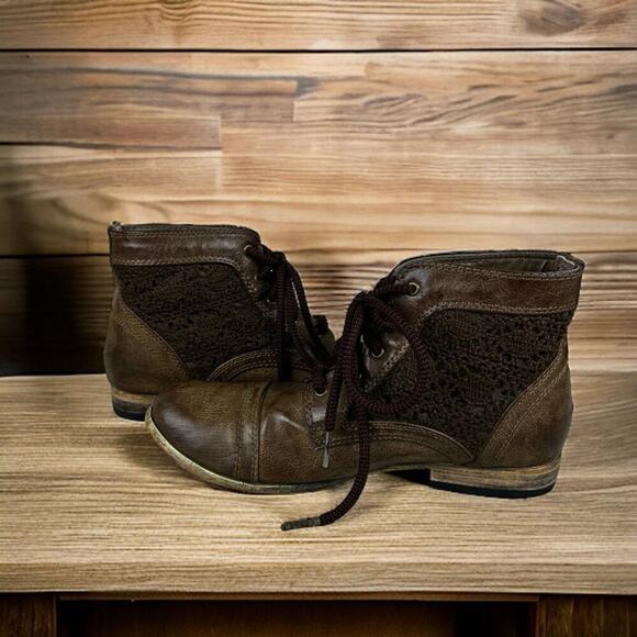 Wanted Women’s 8.5 Brown Leather Lace-Up Ankle Boots Western Cowboy Boho - Picture 4 of 8